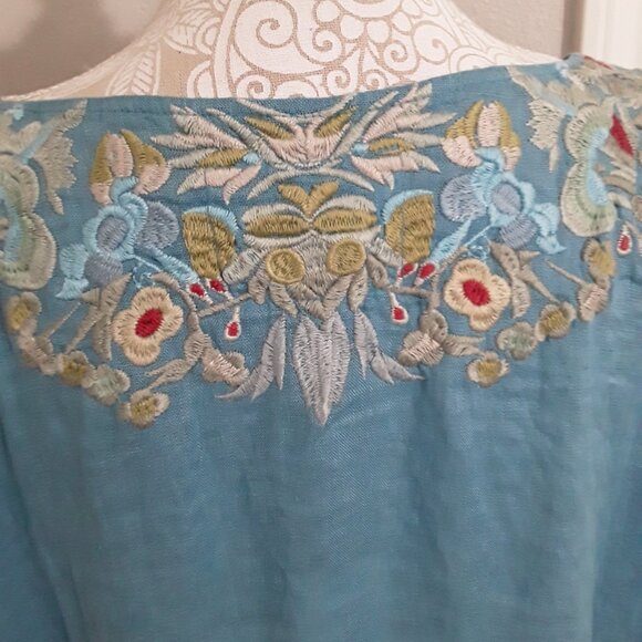 New Johnny Was lovely light blue embroidered Linen Tunic size XL - Picture 9 of 14